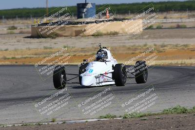 media/Jun-04-2022-CalClub SCCA (Sat) [[1984f7cb40]]/Group 3/Qualifying (Sweeper)/